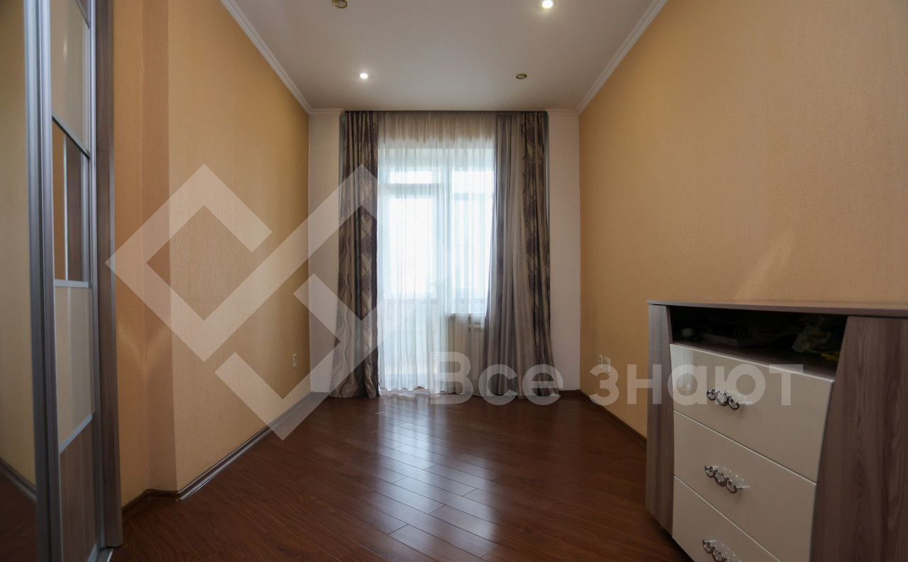 квартира г Челябинск р-н Курчатовский ул Молодогвардейцев 32 фото 11
