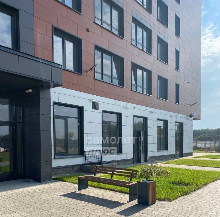 квартира г Омск р-н Кировский ул Владимира Жоги 1 фото 10