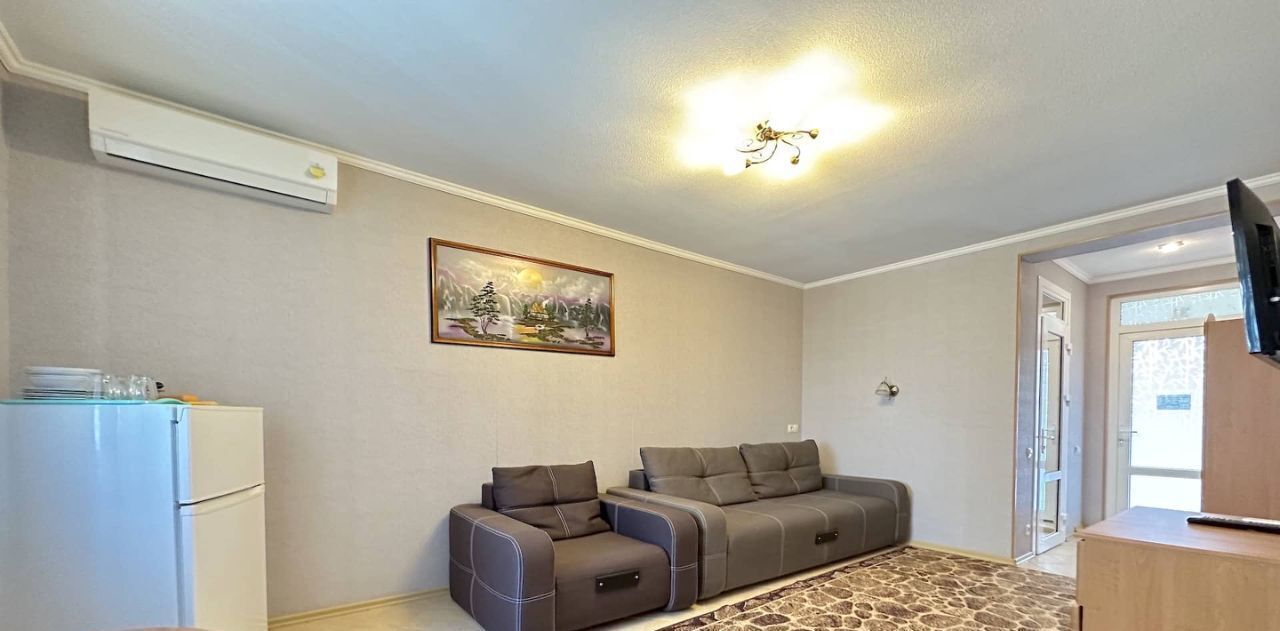 комната г Феодосия ул Революционная 31а фото 5