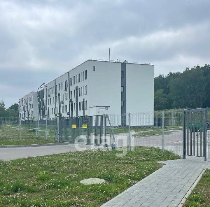 квартира г Калуга р-н Московский ул Белые Росы 3 ЖК «Белые росы» фото 3