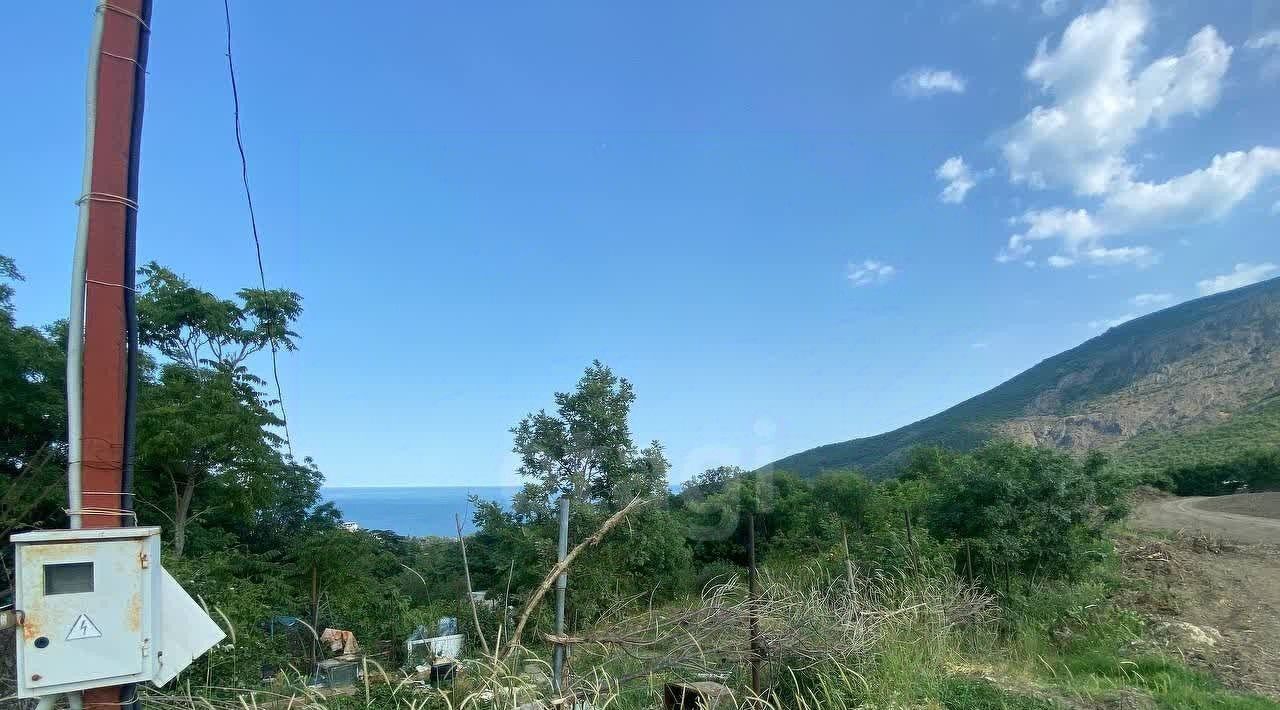 земля г Алушта с Лавровое ул Нагорная фото 21