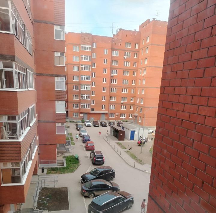 квартира г Пермь р-н Мотовилихинский ул Красногвардейская 2 фото 1
