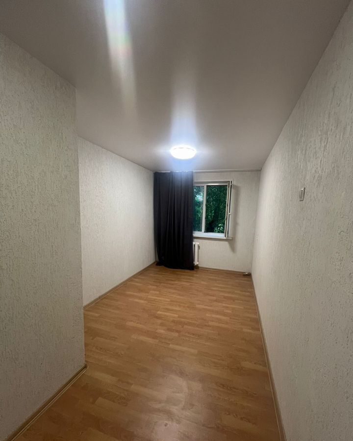 квартира г Красноярск р-н Октябрьский ул Курчатова 12 фото 1