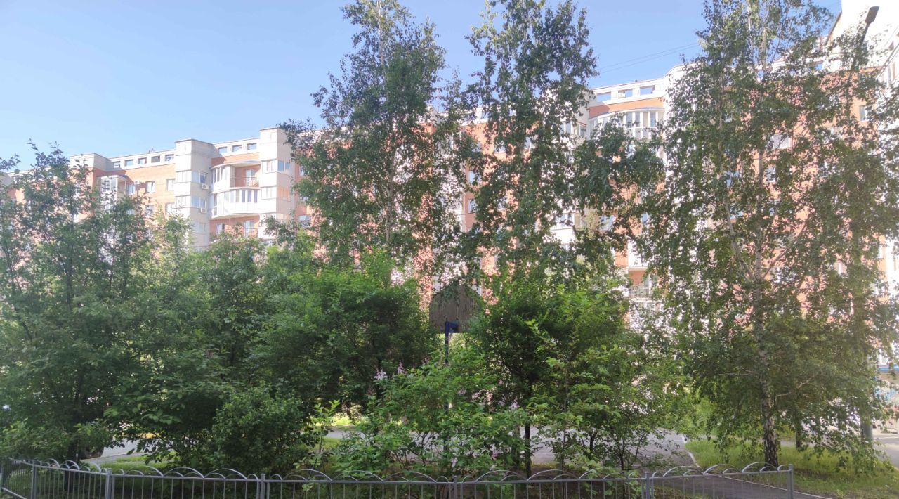 квартира г Омск р-н Кировский ул 70 лет Октября 15 Кировский АО фото 37