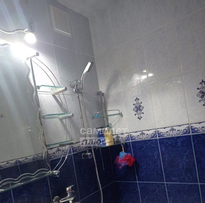 квартира г Омск р-н Кировский ул Дмитриева 2/1 фото 16