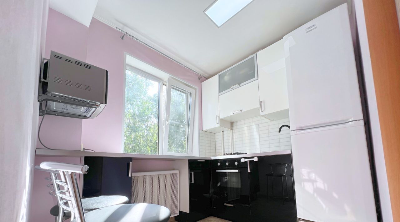 квартира г Омск р-н Кировский ул Ватутина 2 фото 5