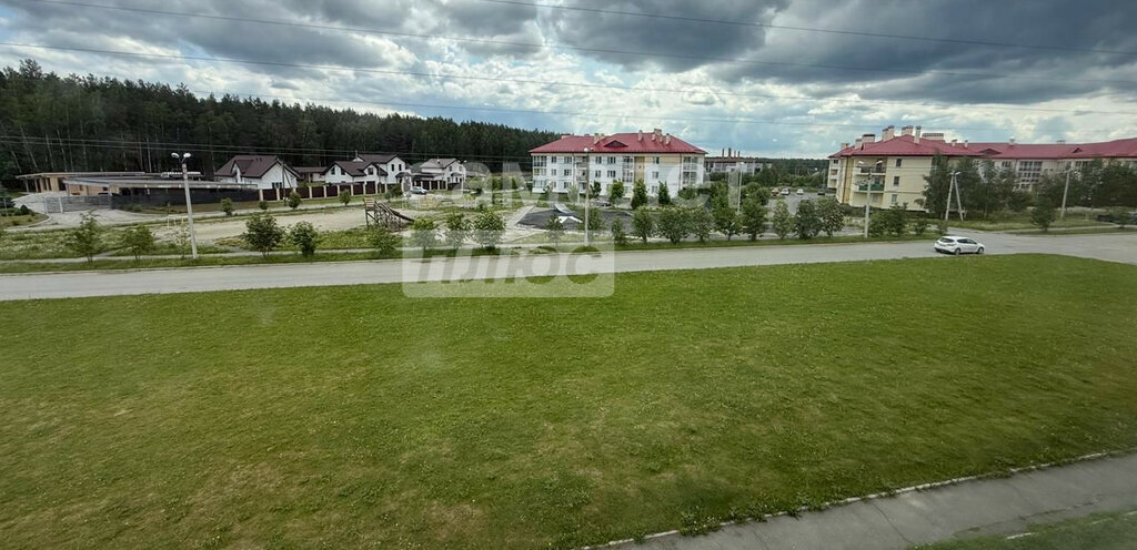 квартира г Среднеуральск п Кирпичный ул Северные ворота 6 ЖК «Золотая Горка» Проспект Космонавтов фото 3