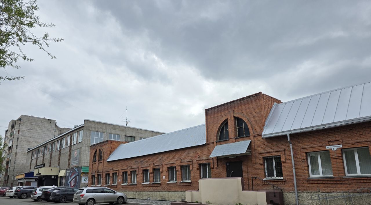 офис г Томск р-н Советский ул Новгородская 37 фото 1