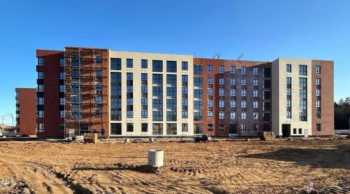 квартира г Тольятти р-н Автозаводский Елки Парк жилой комплекс фото 1