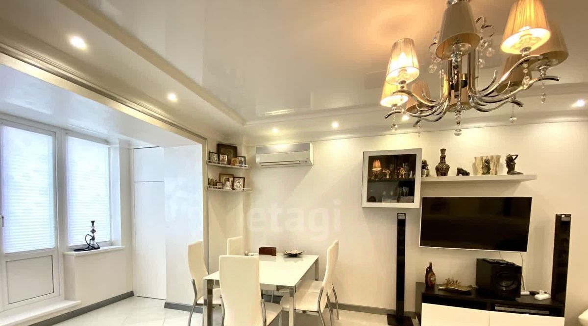 квартира г Тольятти р-н Автозаводский б-р Курчатова 10 4-й кв-л фото 2