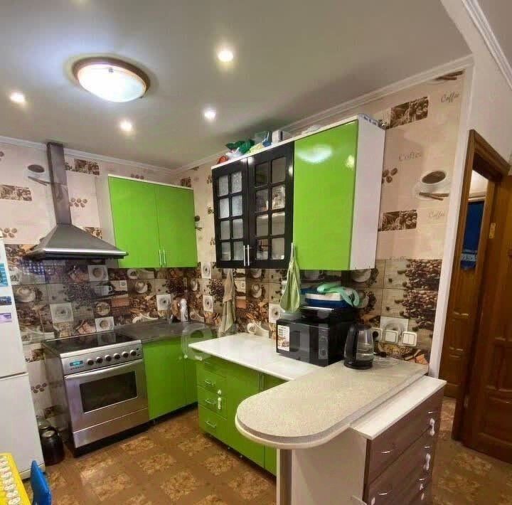 квартира г Тольятти р-н Автозаводский 18А квартал ул Офицерская 6 фото 2