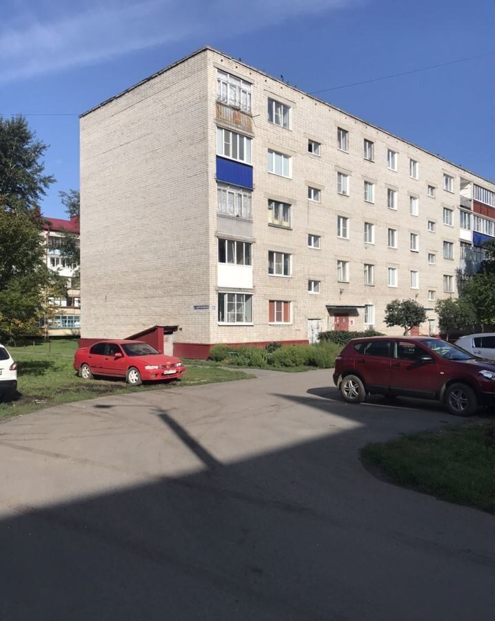 квартира г Ишим ул Шаронова 5а фото 12