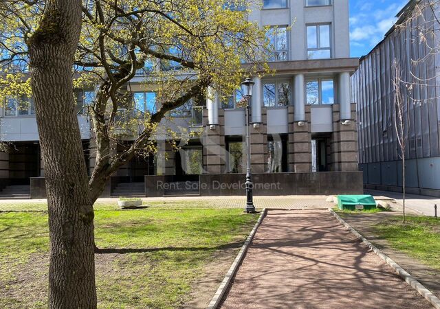 свободного назначения метро Петроградская пр-кт Каменноостровский 56к/2 фото