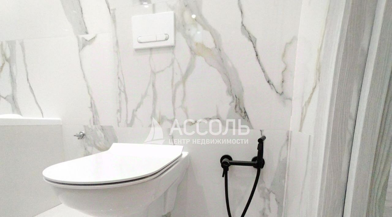 квартира г Омск р-н Октябрьский пр-кт Космический 20к/7 фото 21