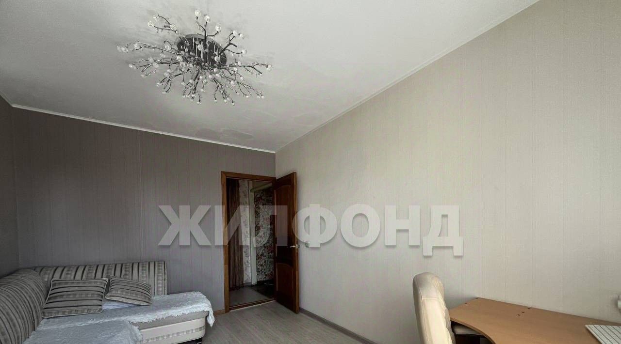 квартира г Новосибирск Маршала Покрышкина ул Крылова 45 фото 2