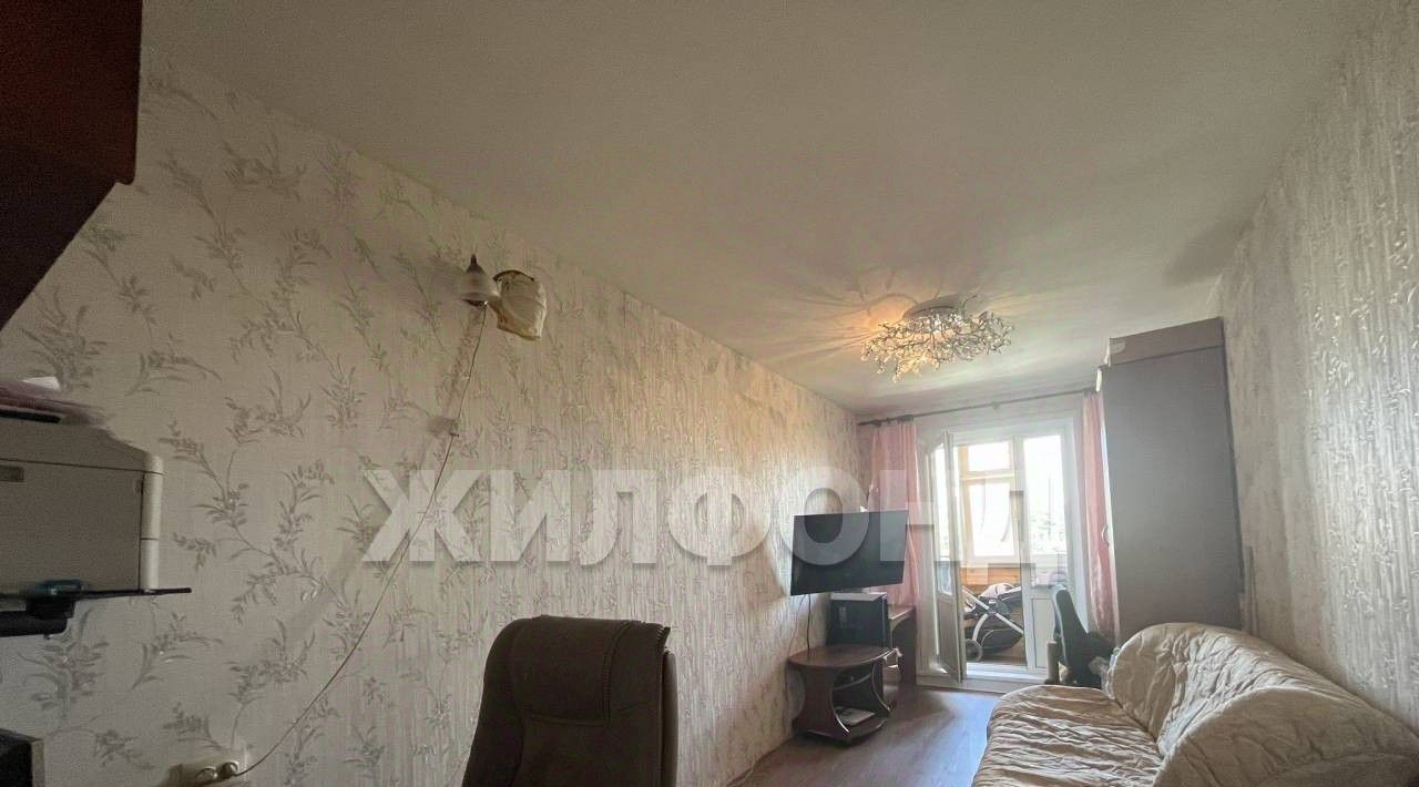 квартира г Новосибирск Маршала Покрышкина ул Крылова 45 фото 4