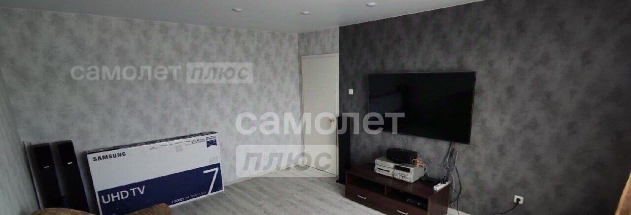 квартира г Салехард ул Мира 9 фото 2