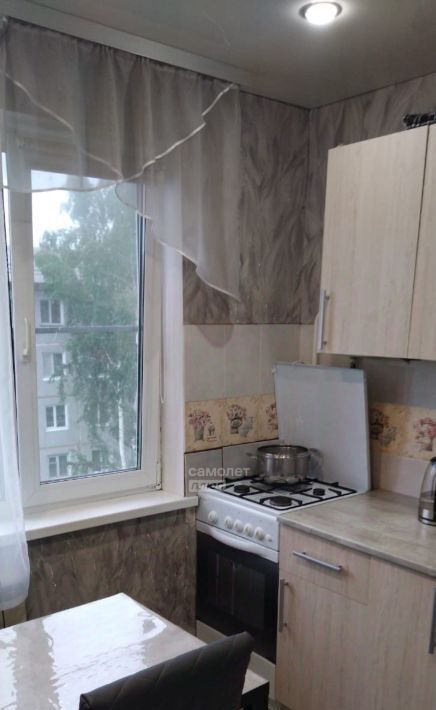 квартира г Омск р-н Ленинский пр-кт Сибирский 10/2 фото 4