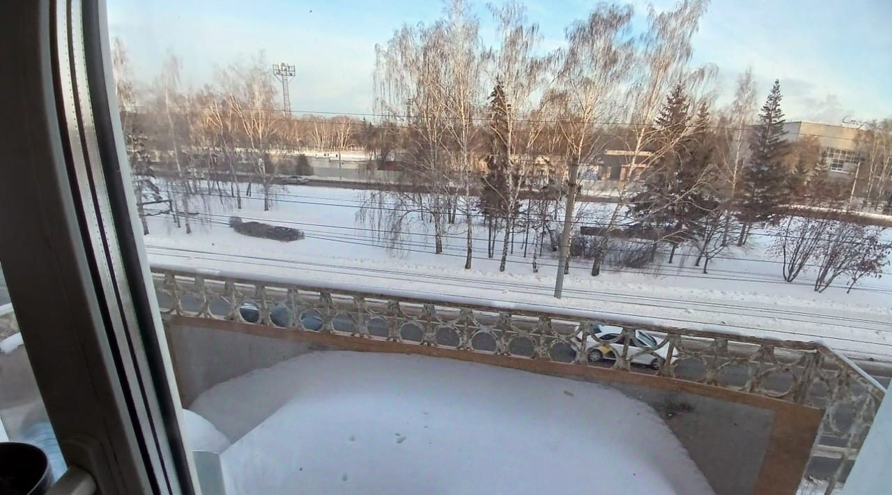 квартира г Омск р-н Октябрьский ул Богдана Хмельницкого 176 фото 2
