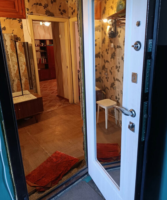 квартира г Волгоград р-н Тракторозаводский ул Ополченская 32 фото 8