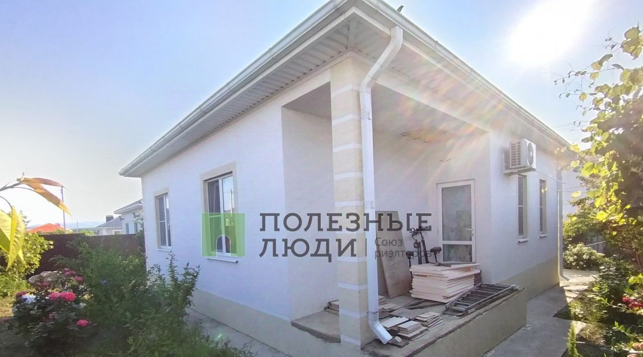 дом г Новороссийск х Семигорский ул Луговая фото 1