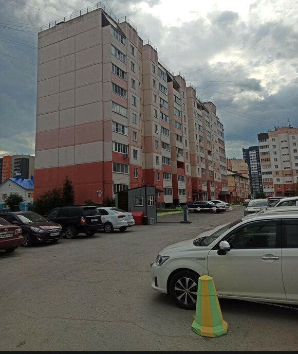 квартира г Барнаул р-н Индустриальный ул Сергея Ускова 8 фото 1
