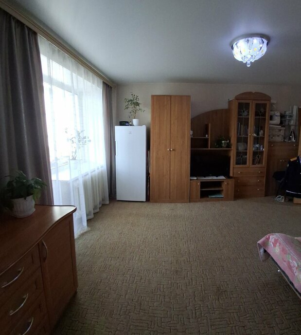квартира р-н Тарский г Тара ул Кузнечная фото 13