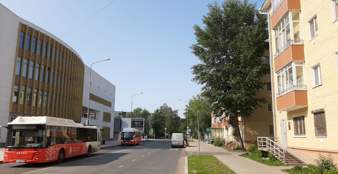 квартира г Пермь р-н Дзержинский ул Папанинцев 10 фото 5