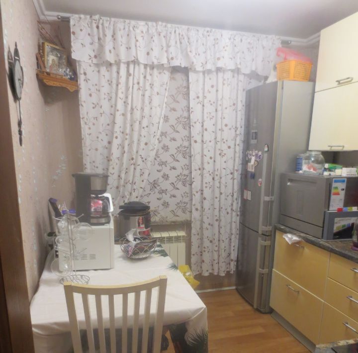 квартира г Тольятти р-н Автозаводский 21 квартал ул 40 лет Победы 6 фото 1