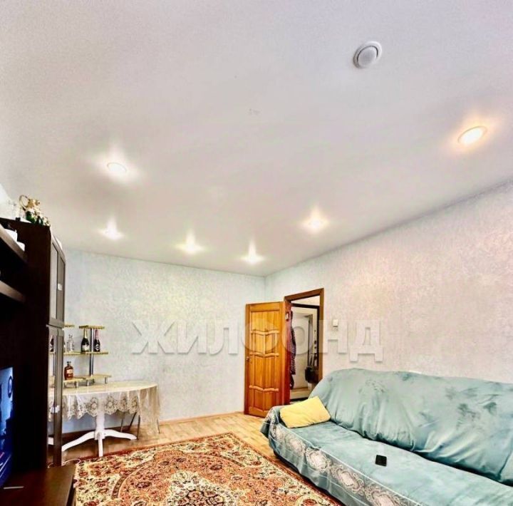 квартира г Тольятти р-н Центральный ш Автозаводское 49 фото 4
