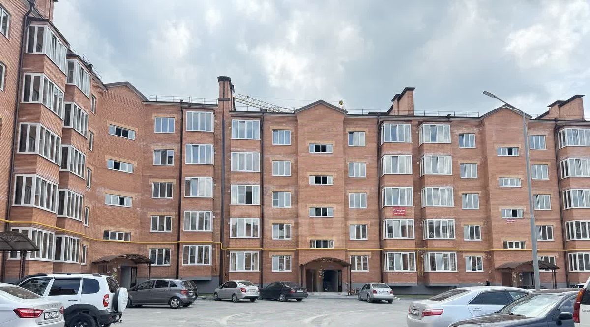 квартира г Владикавказ ул Хадарцева 39к/2 фото 3
