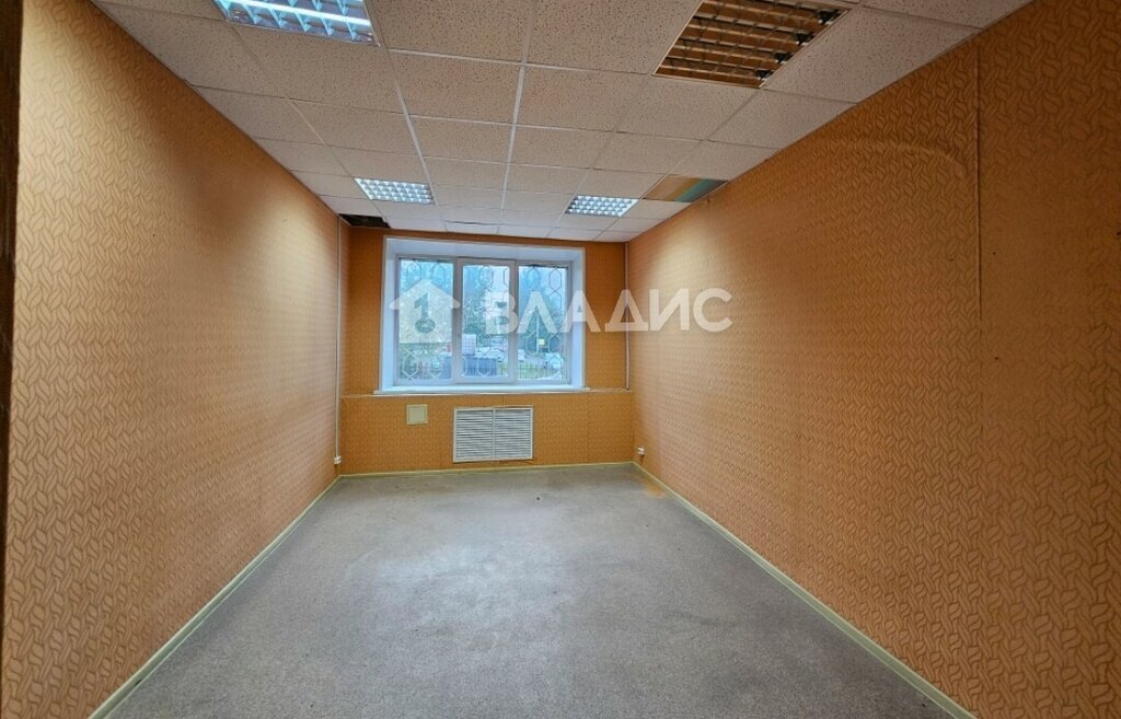 офис г Тобольск р-н мкр 6 120Е фото 6