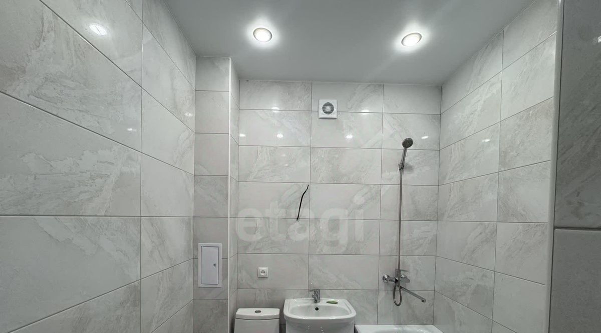 квартира г Владикавказ ул Хадарцева 39к/2 фото 10