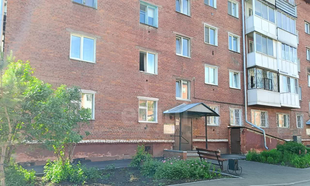 квартира г Кемерово р-н Кировский ул Александрова 12а фото 23