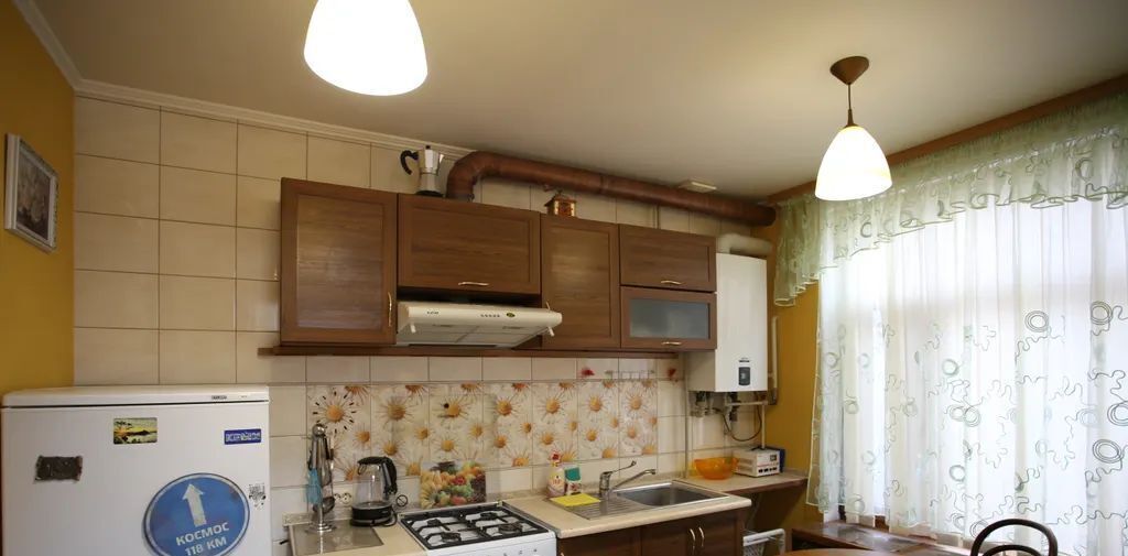 дом г Феодосия ул Русская 47 фото 12