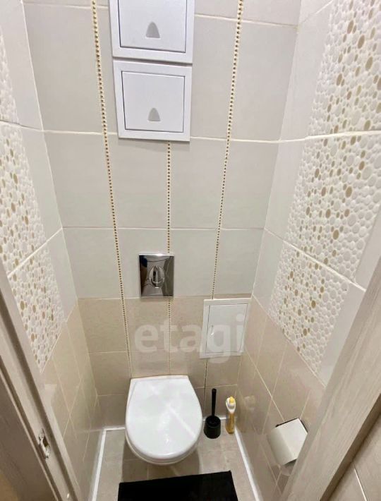 квартира г Омск р-н Центральный ул Арнольда Нейбута 7 фото 9