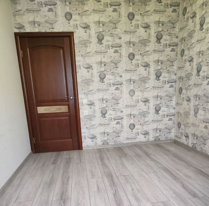 квартира г Волгоград р-н Советский ул. Маршала Воронова, 18 фото 5