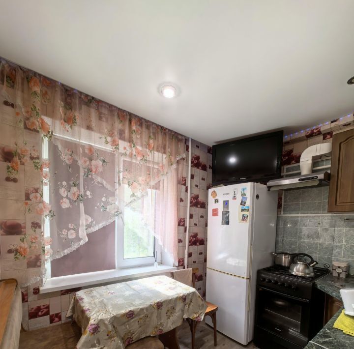 квартира г Омск р-н Кировский ул Волгоградская 10 фото 16