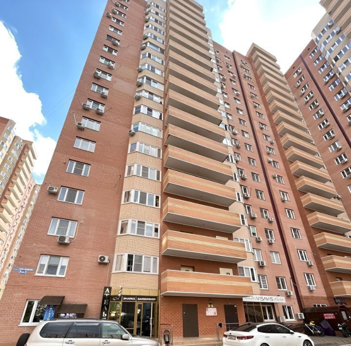 квартира г Краснодар р-н Прикубанский ул им. Героя Сарабеева В.И. 5 фото 1