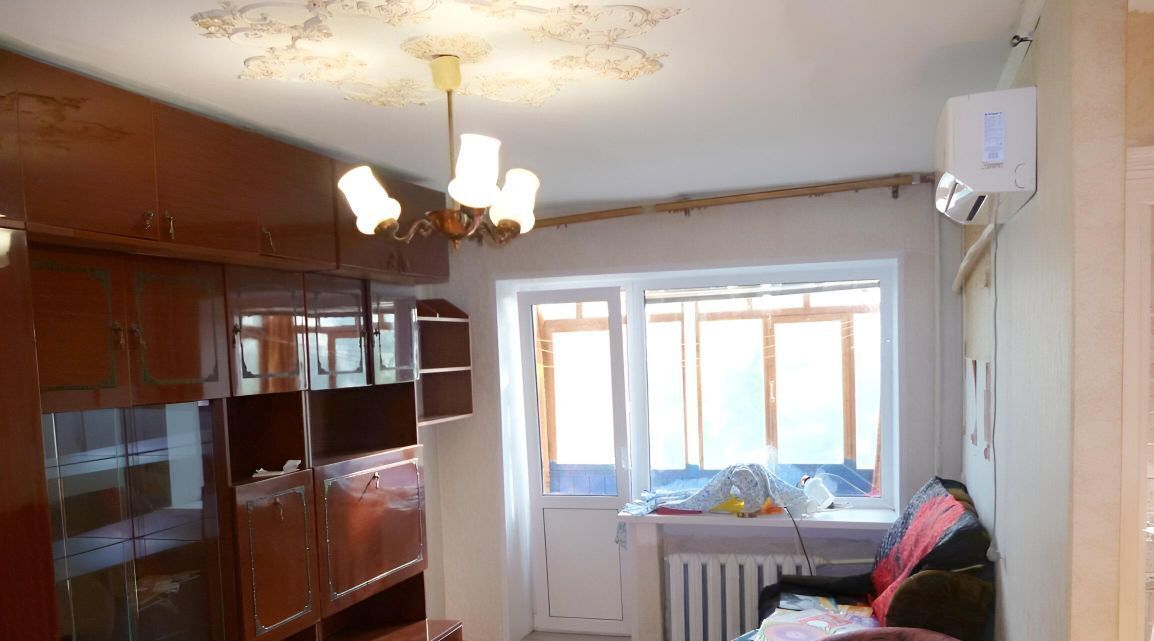 квартира г Волгоград р-н Кировский ул им. Писемского 93 фото 1
