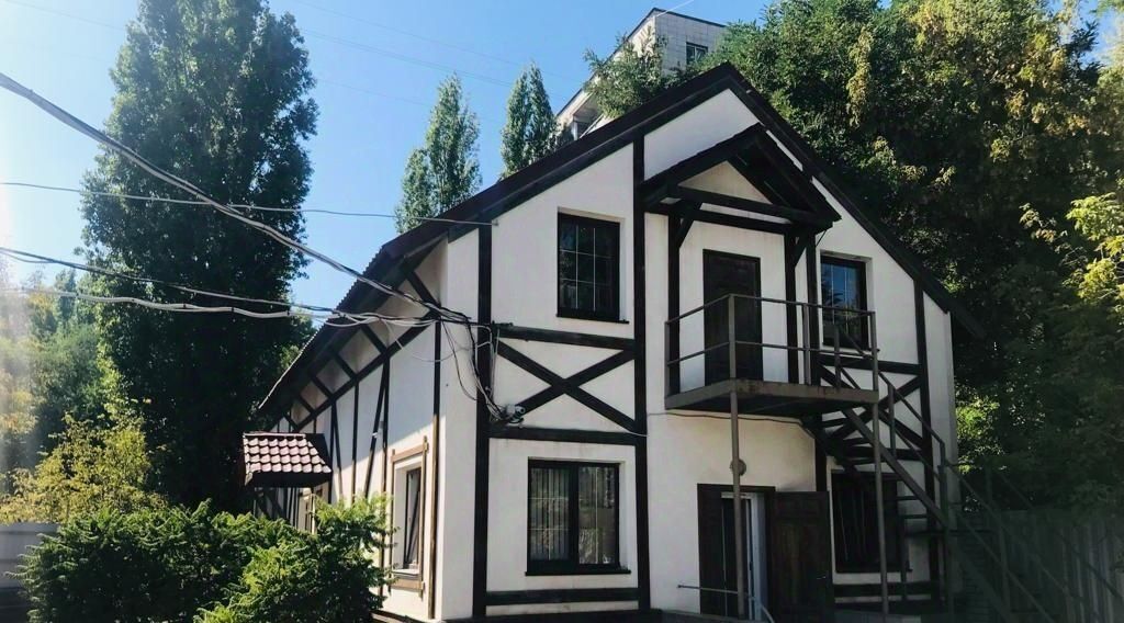 офис г Волгоград р-н Дзержинский ул им. Карла Либкнехта 19а фото 1