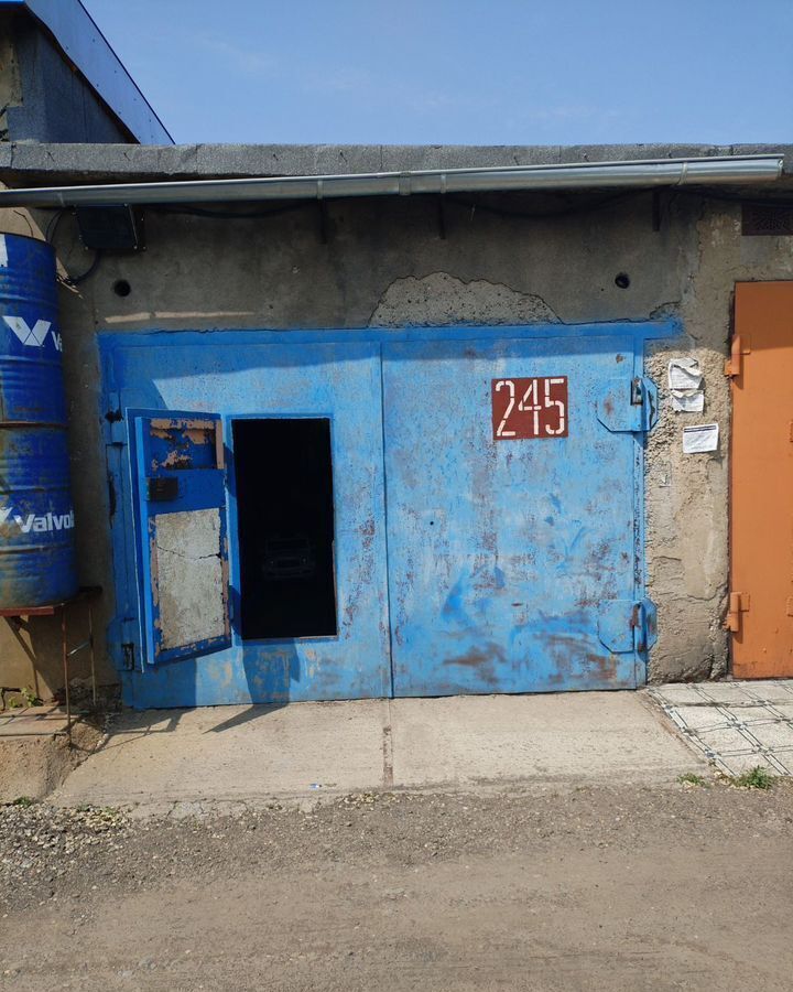 гараж г Новокузнецк р-н Куйбышевский ул Батарейная Кемеровская обл. — Кузбасс фото 2