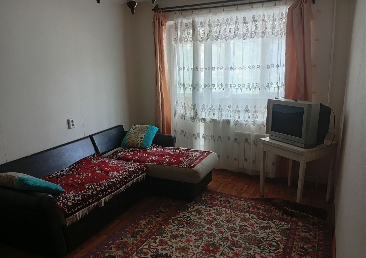 квартира г Саратов р-н Заводской ул им Азина В.М. 21 фото 1