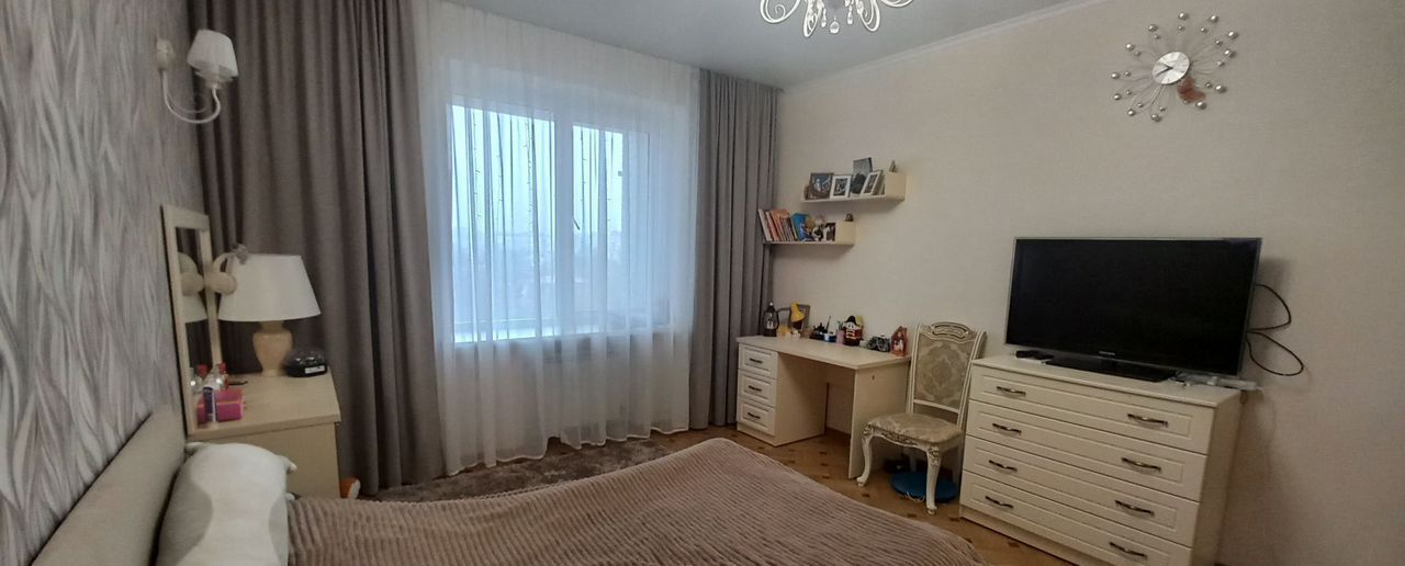 квартира г Саратов р-н Кировский ул им Кутякова И.С. 34/36 фото 13