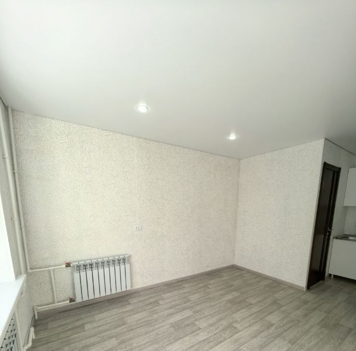 квартира г Липецк р-н Октябрьский 15-й микрорайон 1/3 фото 2