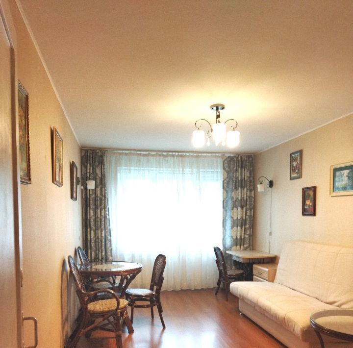 квартира г Новокузнецк р-н Центральный пр-кт Пионерский 41 фото 1