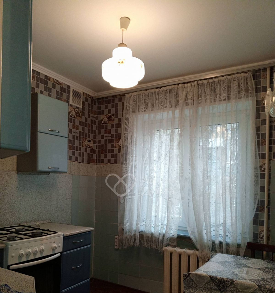 квартира г Волгоград р-н Тракторозаводский ул Льговская 4 фото 6