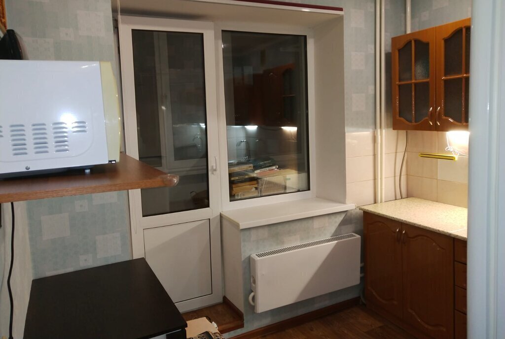 квартира г Саратов р-н Волжский ул им Исаева Н.В. 46а фото 1