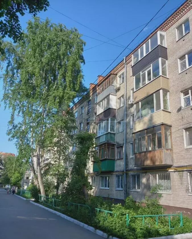 квартира г Тюмень р-н Ленинский ул 50 лет Октября 51 фото 4