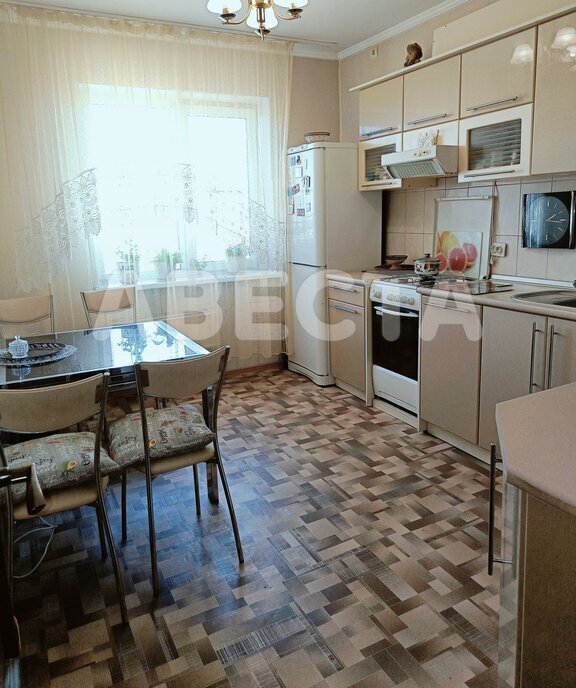 квартира г Омск б-р Архитекторов 3/8 фото 9
